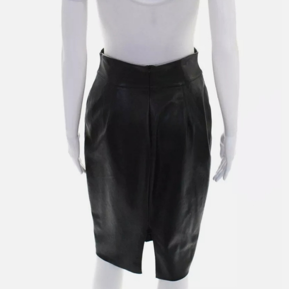 BAILEY 44 FAUX LEATHER PENCIL SKIRT plus blouse - Picture 4 of 10
